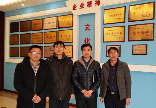 jbo网址韩总与海外电厂EPC总承包商合影